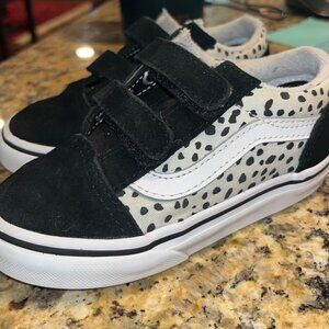 Toddler Vans black/spot print Size 8.5 used